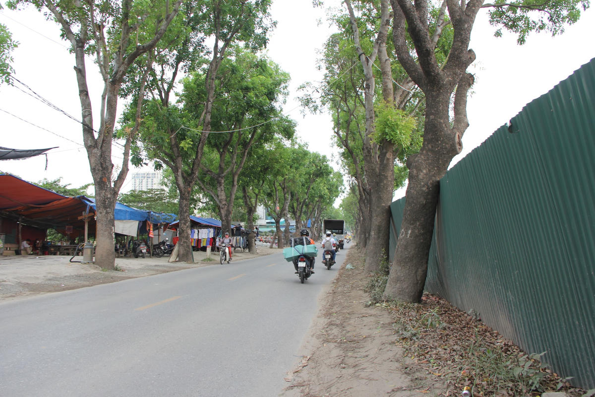 Theo đó, Dự án nâng cấp mở rộng tuyến đường 70 đoạn Nhổn – Đại lộ Thăng Long nằm trên địa bàn quận Nam Từ Liêm (TP Hà Nội) có chiều dài hơn 3 km. Với tổng mức đầu tư nâng cấp, mở rộng cho dự án là hơn 2.800 tỷ đồng. Khi dự án hoàn thành sẽ góp phần giảm ùn tắc giao thông, thúc đẩy giao thương nội - ngoại đô Hà Nội và kết nối nhiều khu đô thị lớn trên trục đường như: Khu đô thị sinh thái Xuân Phương, khu đô thị Foresa, khu đô thị Dream Town, Cụm công nghiệp vừa và nhỏ Từ Liêm.