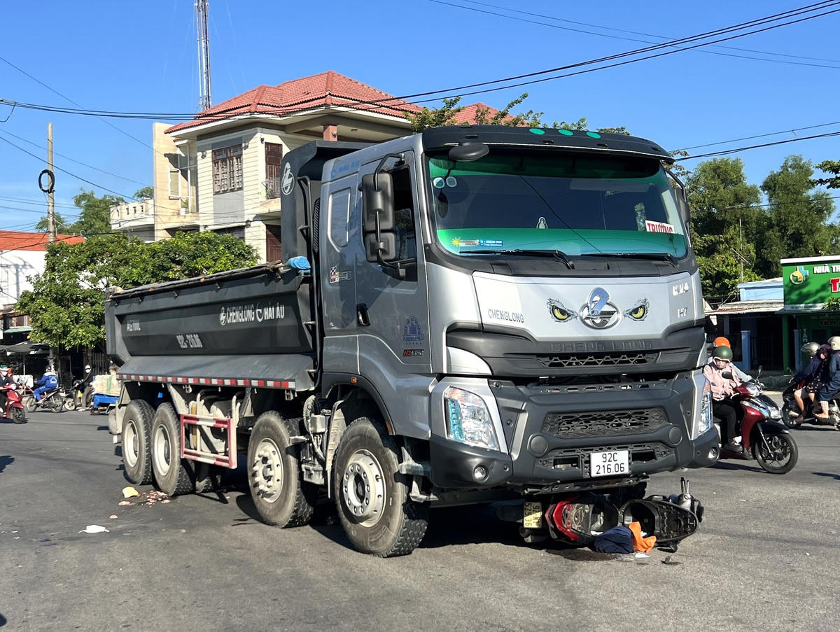 Nơi xảy ra vụ TNGT giữa xe tải và xe máy.