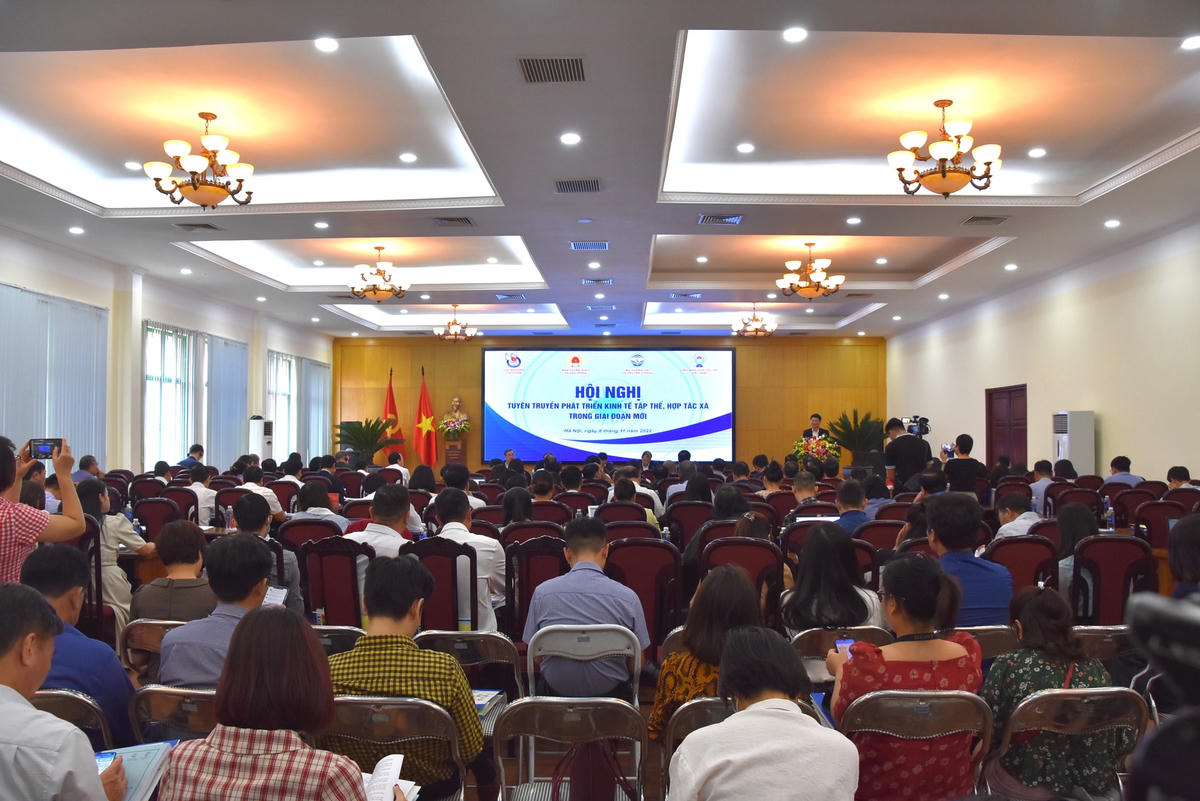Quang cảnh hội nghị.