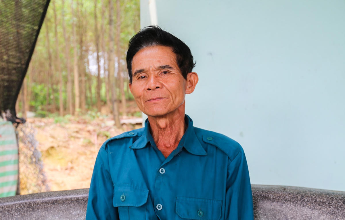 Ông Võ Kim Huệ, người có hành động dũng cảm, cứu được 2 nam sinh khỏi đuối nước (Ảnh: T.T.).