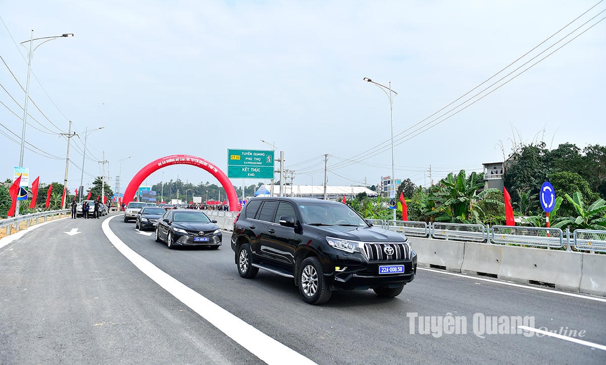 Cao tốc Tuyên Quang - Phú Thọ chính thức thông xe. Ảnh: Baotuyenquang.