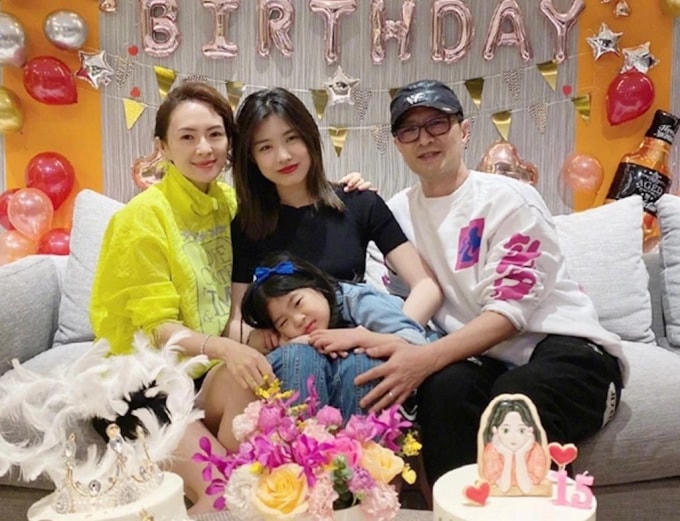 Chương Tử Di và Uông Phong từng có quãng thời gian hạnh phúc trước khi ly hôn. 
