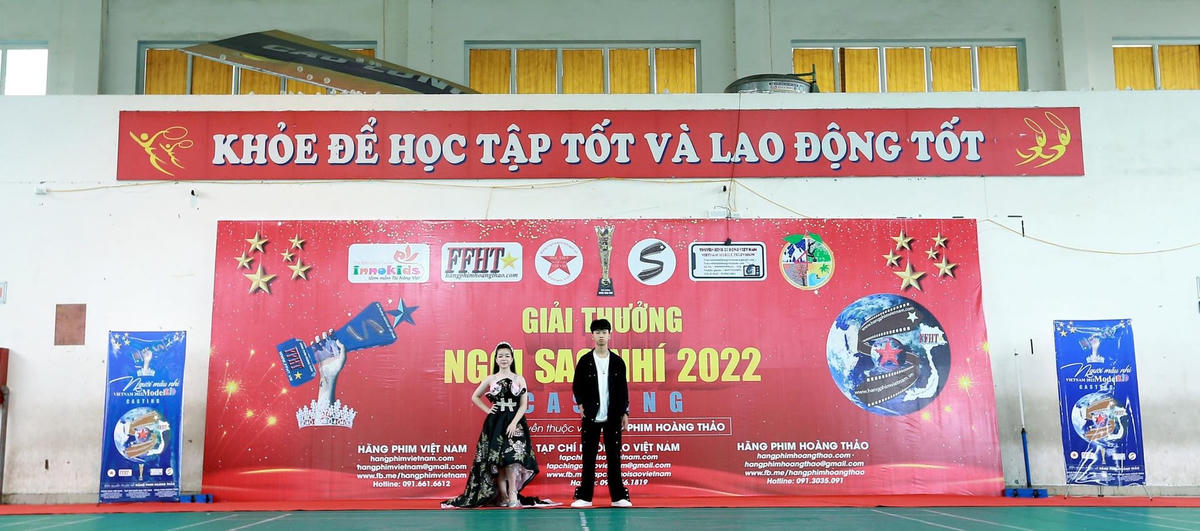 Quán quân Model Kid 2019 Nguyễn Huy Việt & Model kid tài năng Ngân Phương. Ảnh: BTC.