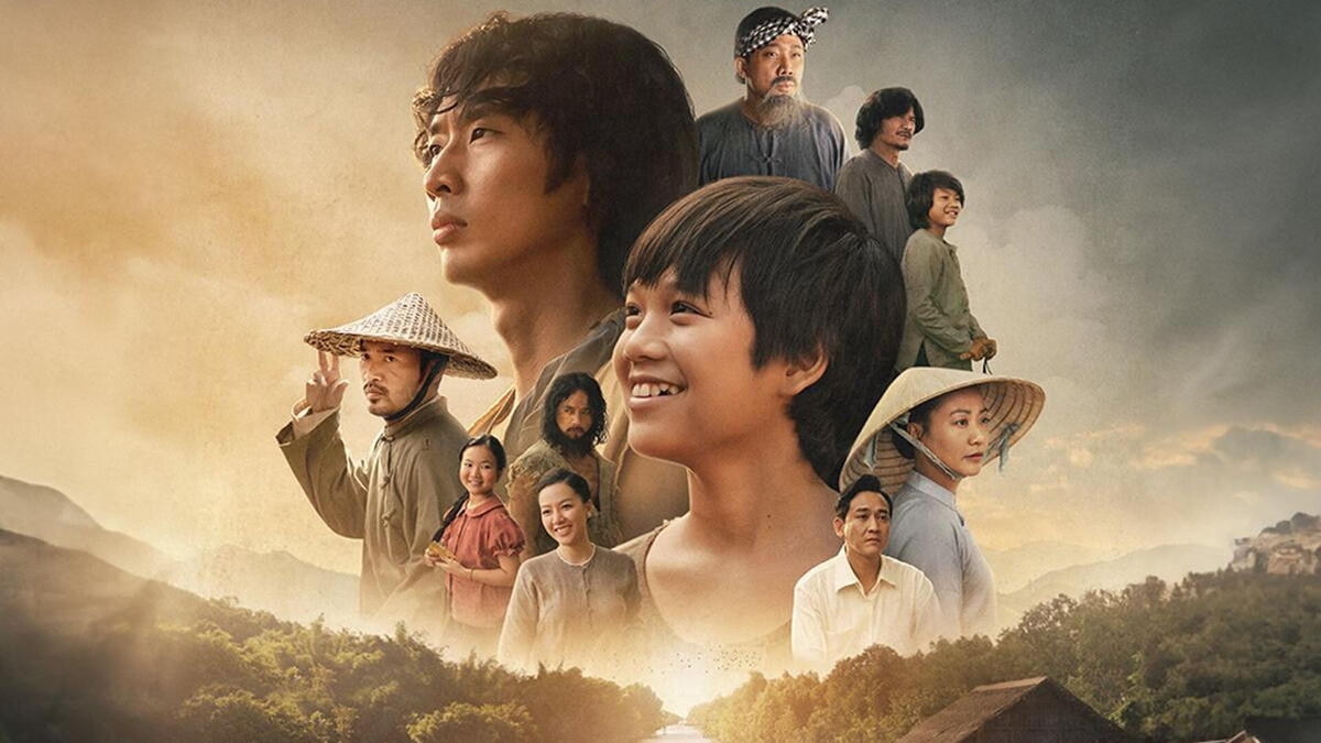 Bộ phim vấp phải nhiều tranh cãi khác xa về nguyên tác sau khi có suất chiếu sớm vào ngày 13/10. 