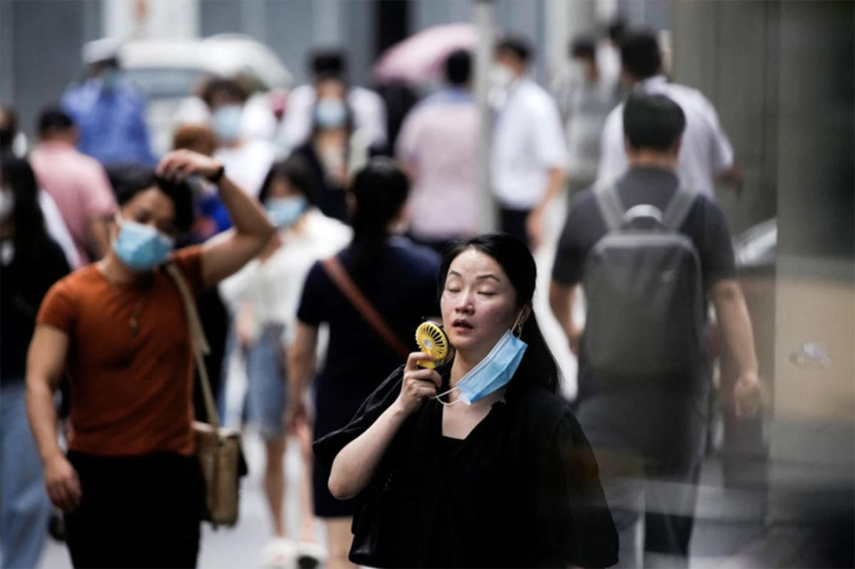 2023 được dự báo là một năm nóng kỷ lục. Ảnh: Reuters.