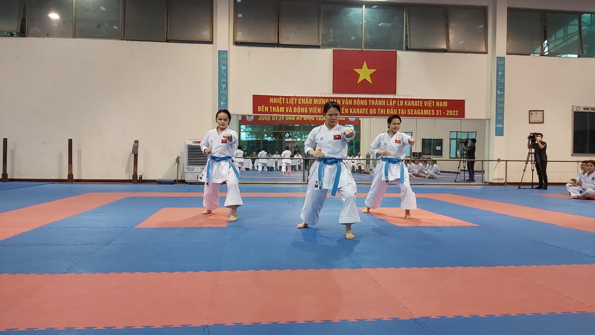 Niềm vui sớm với Đội tuyển Karatedo Việt Nam trước thềm SEA Games 31