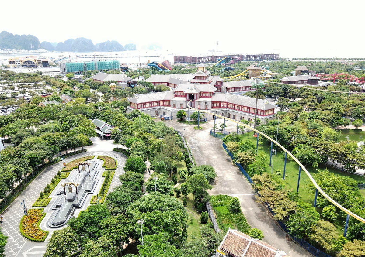 Quảng Ninh: Khách du lịch Hạ Long 'ngậm ngùi' hủy phòng vì lo mưa bão 