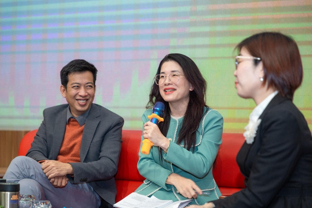 Các chuyên gia tư vấn của chương trình.
