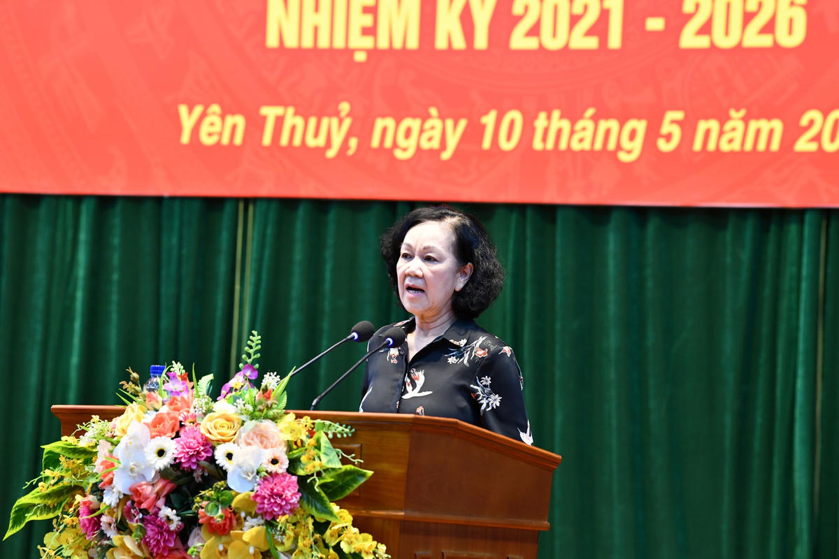 Thường trực Ban Bí thư Trương Thị Mai phát biểu tại tiếp xúc cử tri.