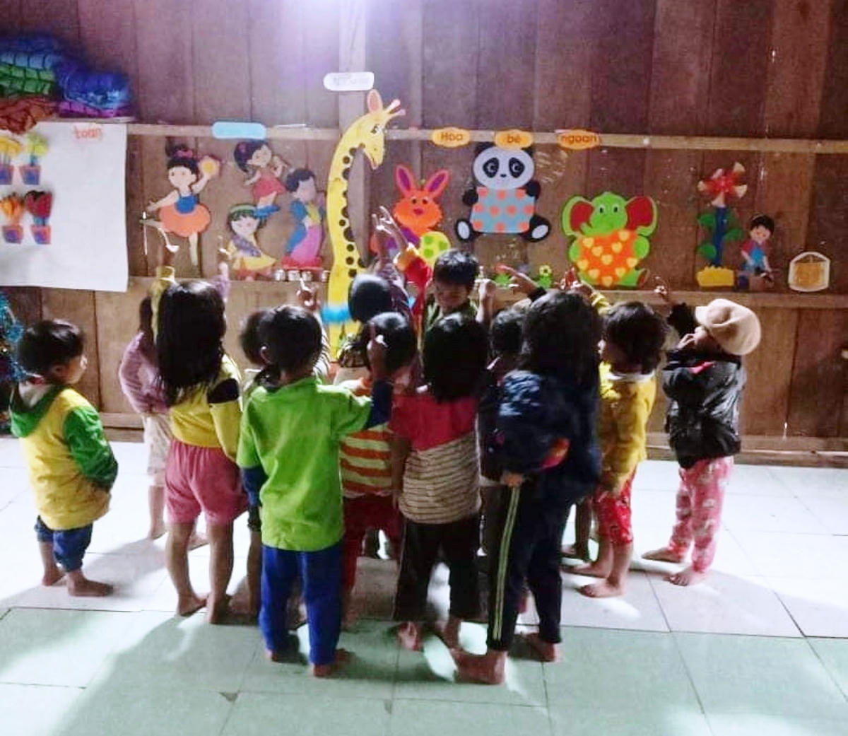 Góc vui chơi của các em học sinh ở thôn 3.