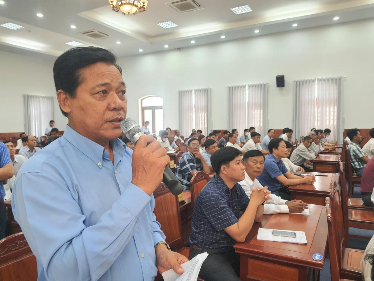 Nhiều nông dân, hợp tác xã trăn trở về vấn đề ô nhiễm nguồn nước trong nuôi trồng thủy sản từ khi những mô hình nuôi tôm có ứng dụng công nghệ cao được thực hiện.