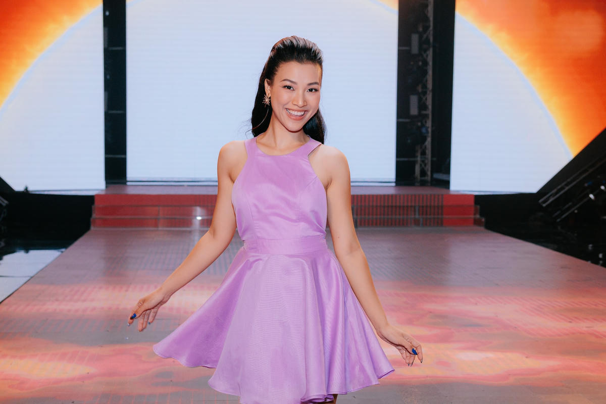 MC Hoàng Oanh ngọt ngào xuất hiện trong MV. 