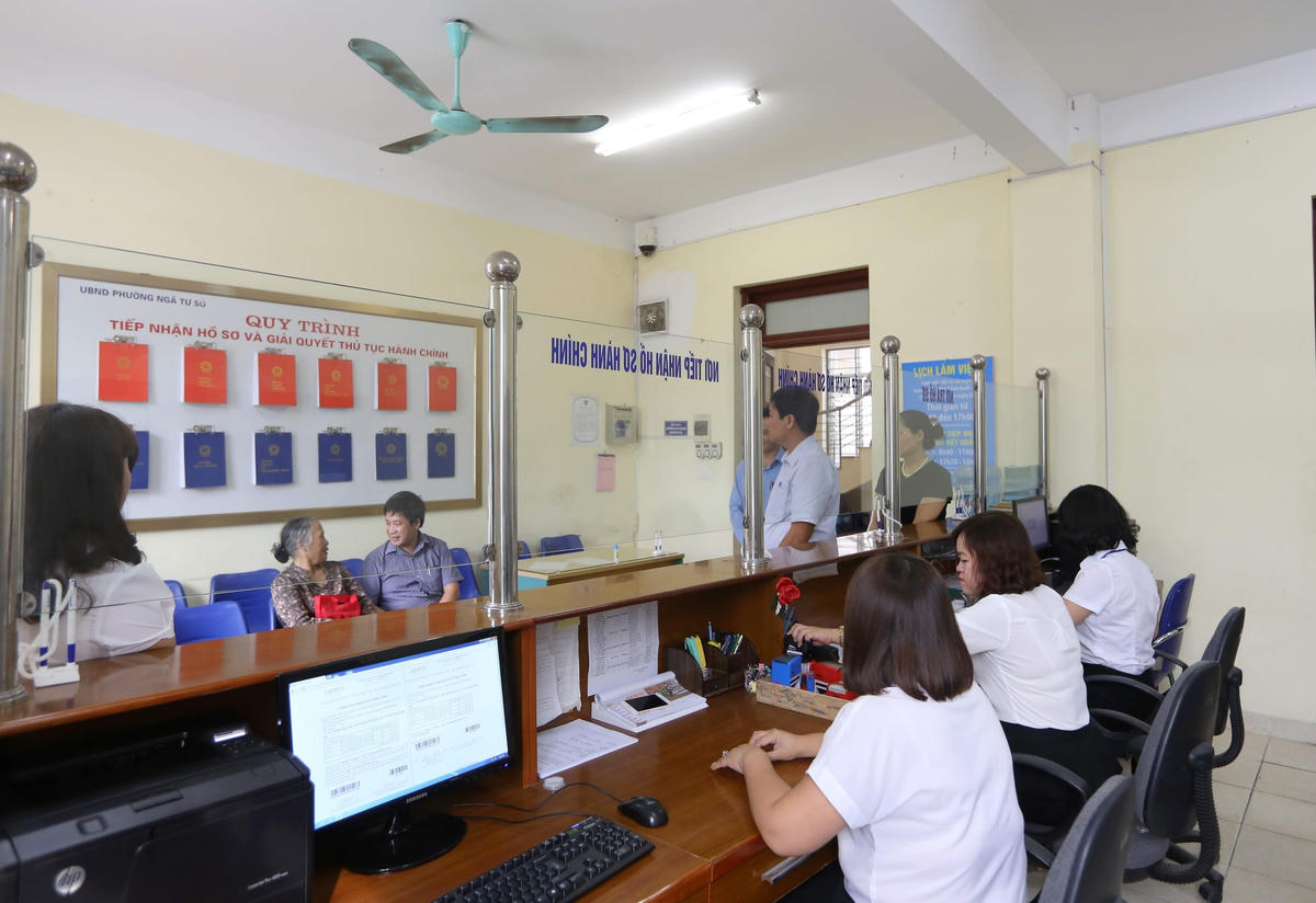 Sắp xếp, tinh gọn cũng là để nâng cao hiệu quả của bộ máy hành chính. Ảnh: Phạm Quang Vinh.