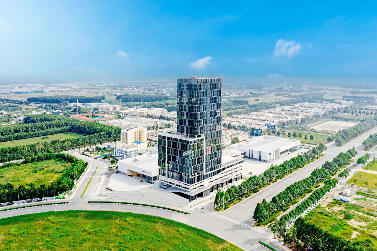 Tổ hợp Văn phòng - Hội nghị - Thương mại WTC Tower điểm hẹn nhà đầu tư và đối tác quốc tế tiếp cận chuỗi cung ứng tỉnh Bình Dương.