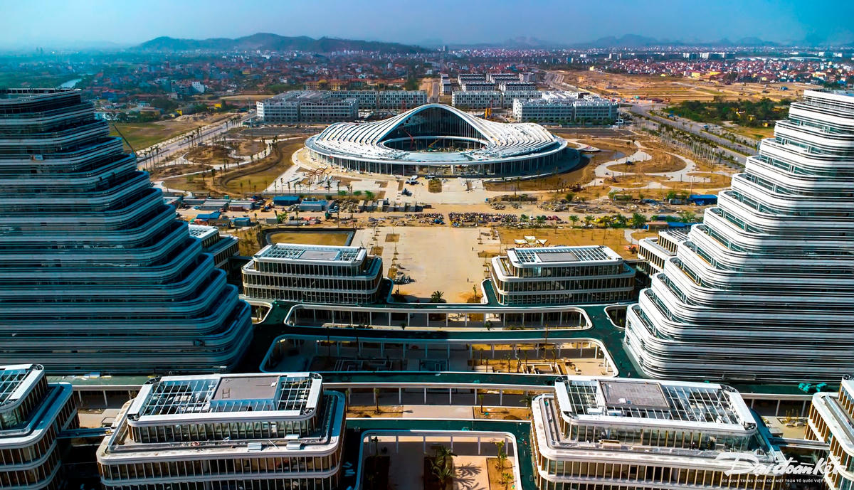 Theo Nghị quyết Hội nghị lần thứ 11 Ban Chấp hành Trung ương Đảng khóa XIII (Nghị quyết số 60-NQ/TW ngày 12/4/2025), “Ban Chấp hành Trung ương Đảng khóa XIII thống nhất với Phương án hợp nhất tỉnh Hải Dương và TP Hải Phòng, lấy tên là TP Hải Phòng, Trung tâm chính trị - hành chính đặt tại thành phố Hải Phòng hiện nay. Ngày 18/4/2025, UBND TP Hải Phòng và UBND tỉnh Hải Dương đã phối hợp xây dựng, hoàn thiện Đề án hợp nhất tỉnh Hải Dương và TP Hải Phòng. Hai địa phương thống nhất nơi đặt Trung tâm