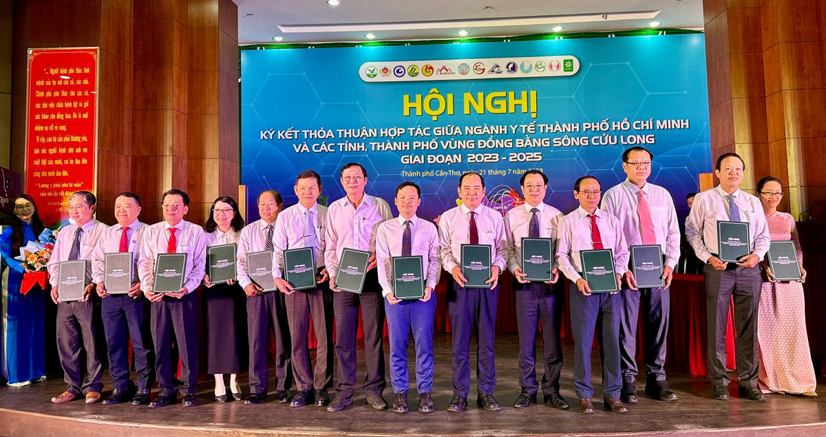 Sở Y tế TP HCM và Sở Y tế các tỉnh, thành vùng ĐBSCL ký kết Bản ghi nhớ hợp tác và phát triển