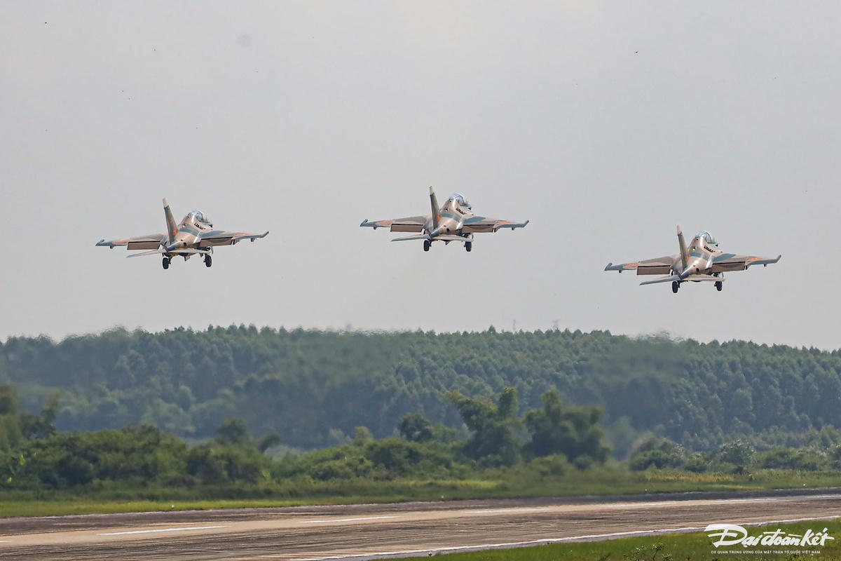 su30mk237.jpg