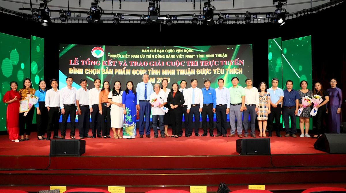 z4919974173681_61ef33dfdeb38bae5d9c0000b2ba145f.jpg