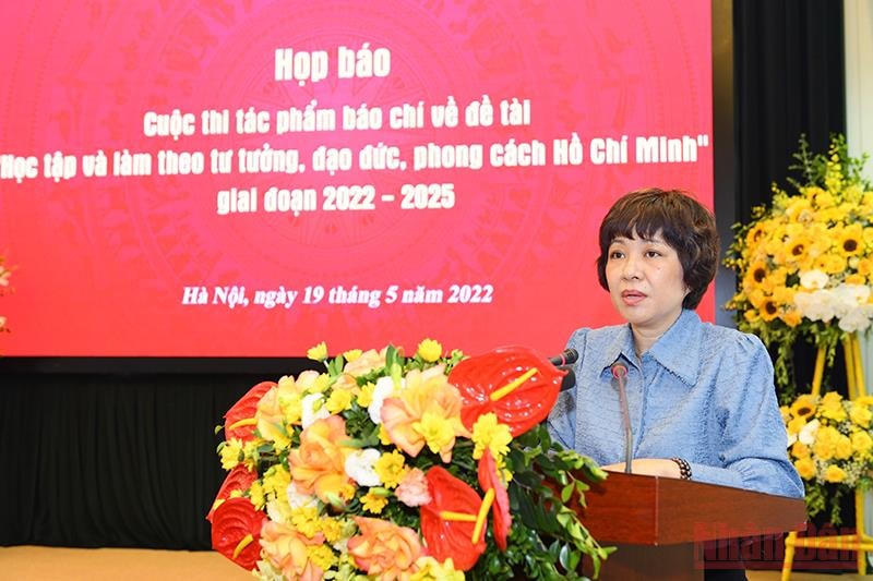 Trưởng Ban Xây dựng Đảng, Báo Nhân Dân Phan Phương Quyên phát biểu tại lễ phát động.