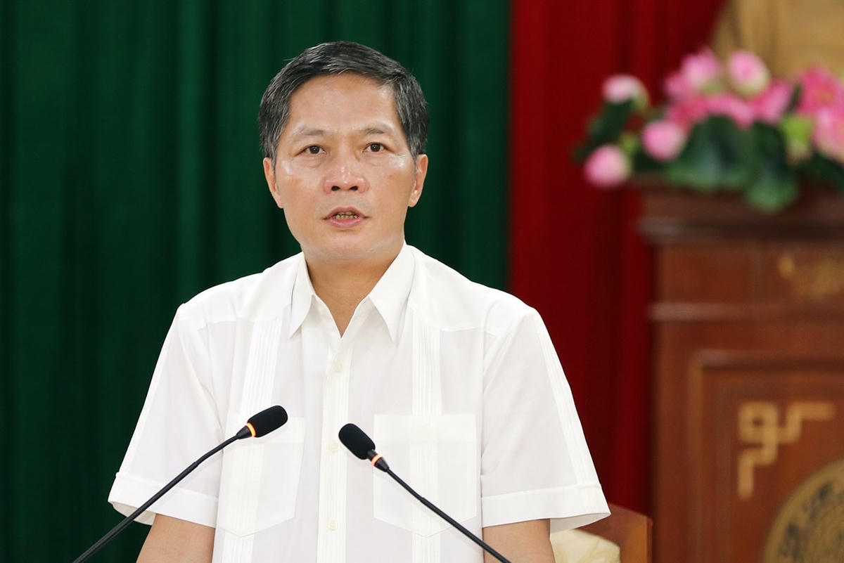 Trưởng ban Kinh tế Trung ương Trần Tuấn Anh phát biểu tại buổi làm việc.