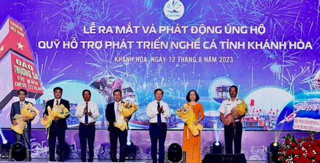 Lễ ra mắt và phát động ủng hộ Quỹ Hỗ trợ phát triển nghề cá Khánh Hòa.