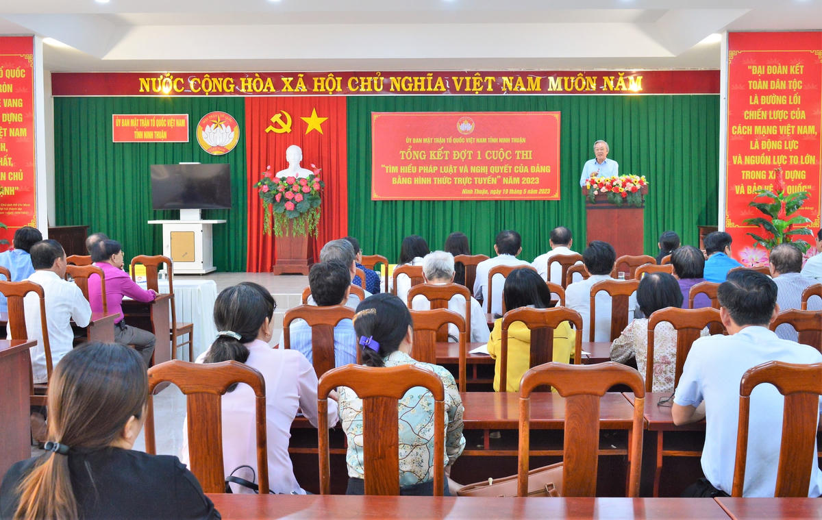 Quang cảnh buổi lễ.