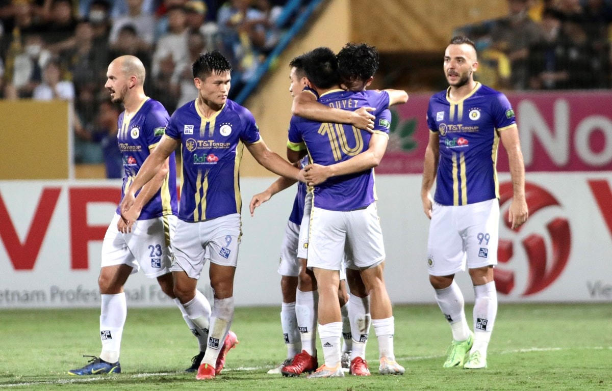 Hà Nội FC đã thể hiện bản lĩnh của mình để giữ vững ngôi đầu.