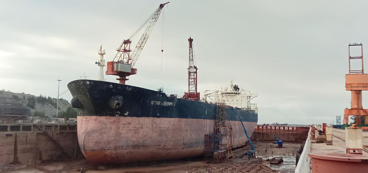 Nơi xảy ra vụ nổ, khiến 9 công nhân bị bỏng.