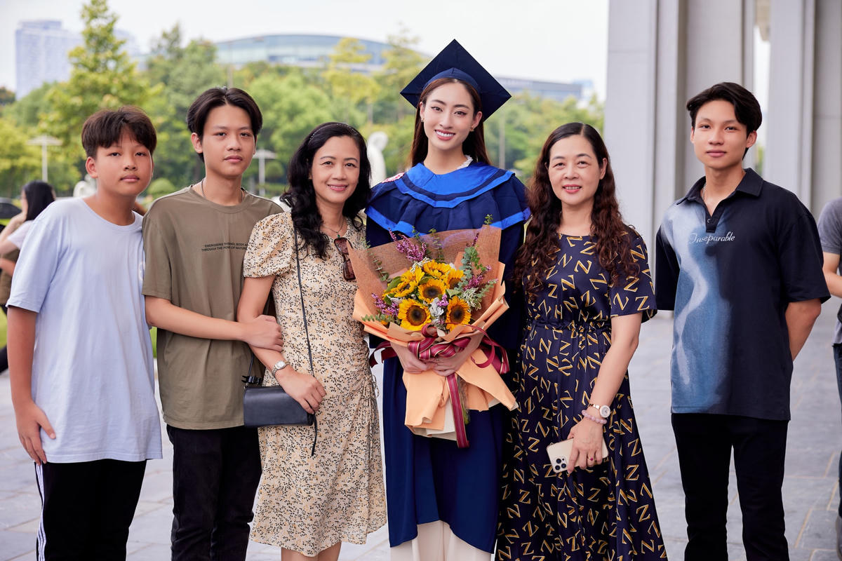 Ngày của mẹ, Lương Thuỳ Linh khoe kỷ niệm thời thơ ấu 