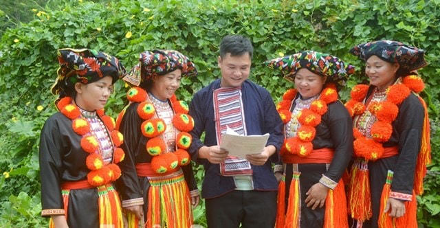 Tỉnh Tuyên Quang phát huy vai trò người uy tín trong phòng, chống tảo hôn.