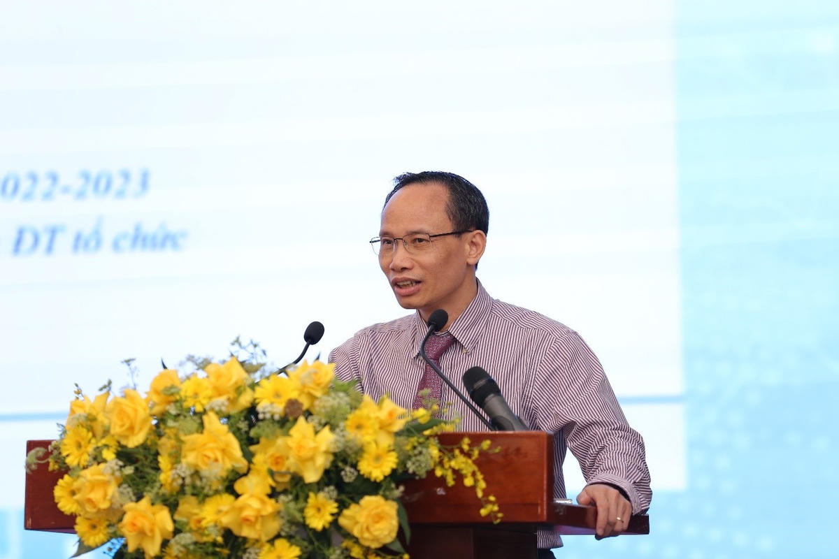 TS. Cấn Văn Lực, Thành viên Hội đồng Tư vấn Chính sách Tài chính Tiền tệ quốc gia.