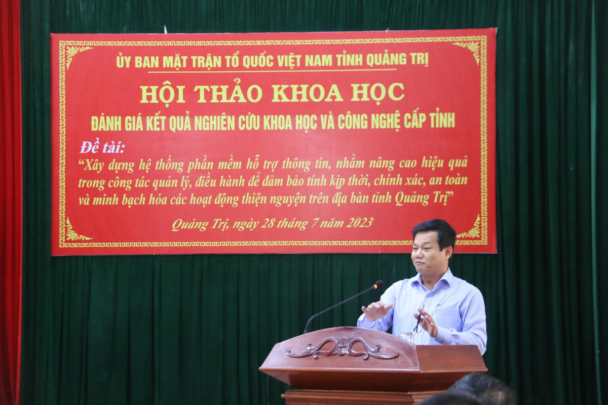 Ông Đào Ngọc Hoàng - Phó Giám đốc Sở Khoa học và Công nghệ tỉnh Quảng Trị đại diện cơ quan Quản lý đề tài phát biểu tại hội thảo.