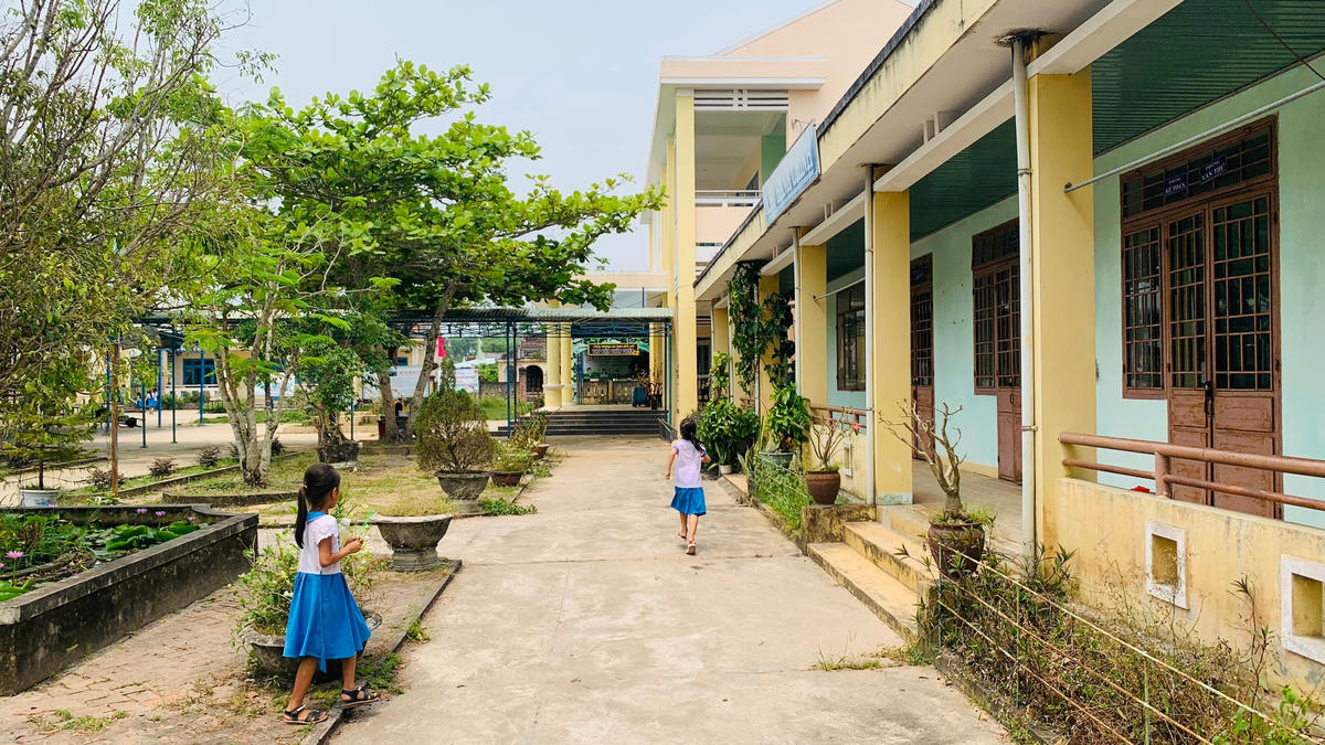 Trường Tiểu học Trưng Vương.