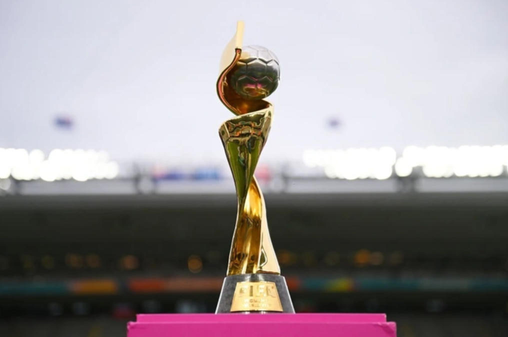 Cúp vô địch tại lễ khai mạc World Cup nữ 2023 tại New Zealand. Ảnh: Dân trí.