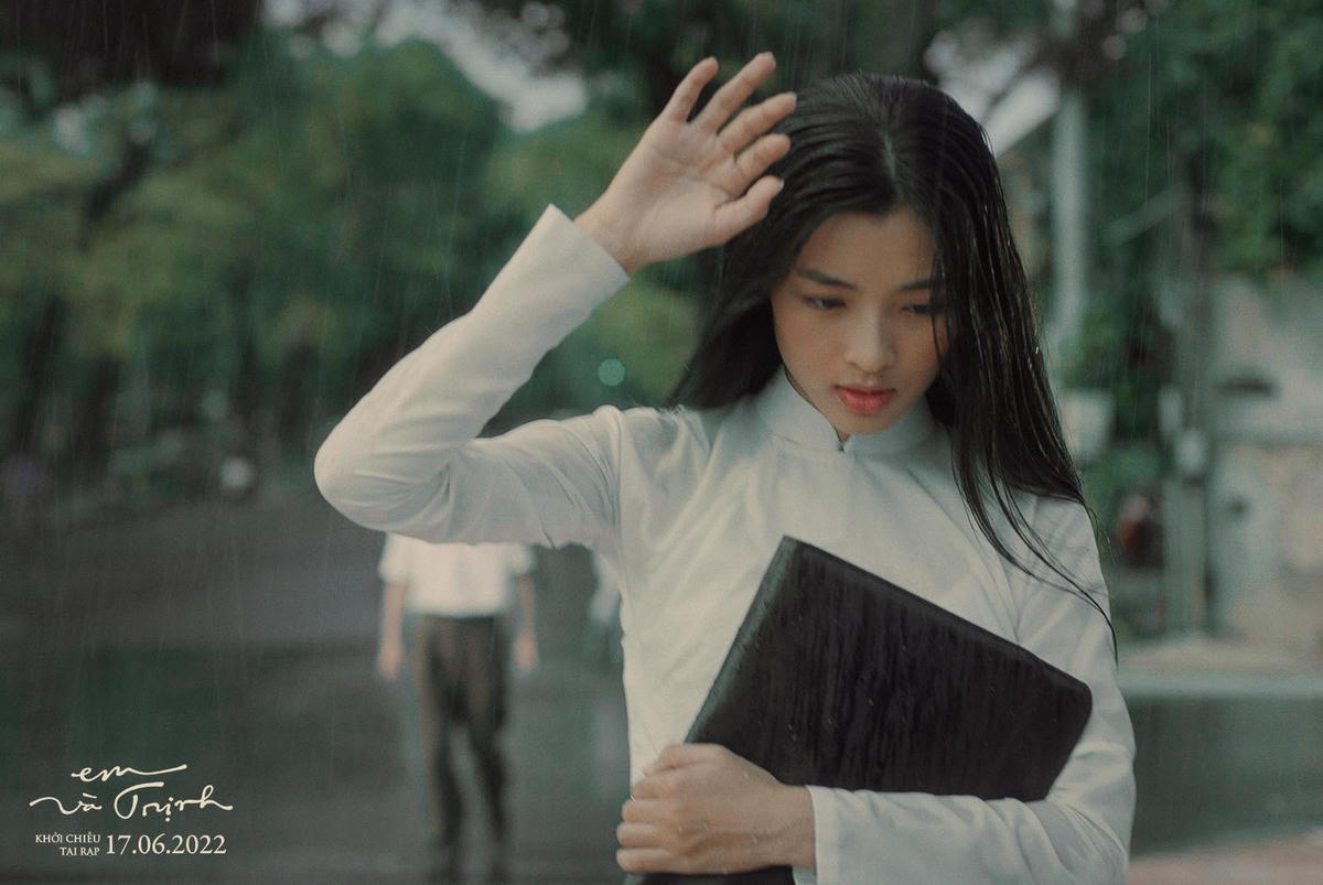 Lan Thy - nữ sinh trường Y - được chọn đóng "Diễm Xưa", người tình âm nhạc của Trịnh Công Sơn nhờ nét thanh thoát.