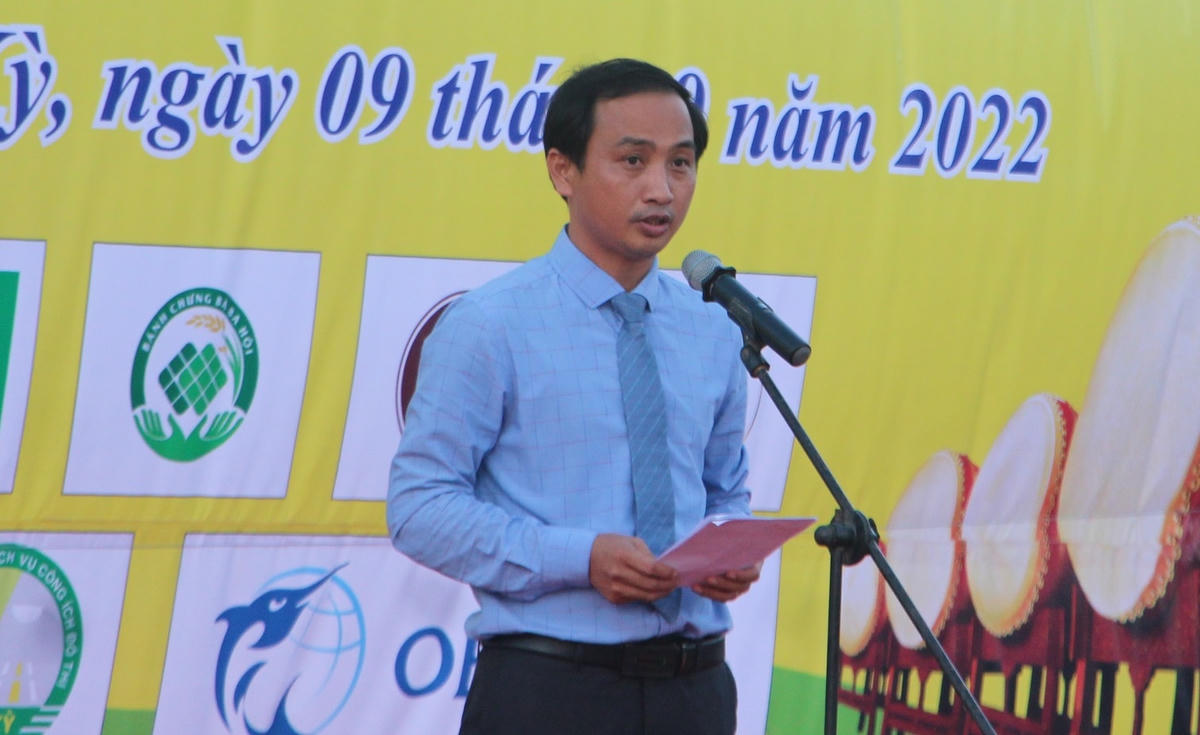 Ông Nguyễn Hồng Lai, Phó Chủ tịch UBND TP Tam Kỳ phát biểu khai mạc chương trình.