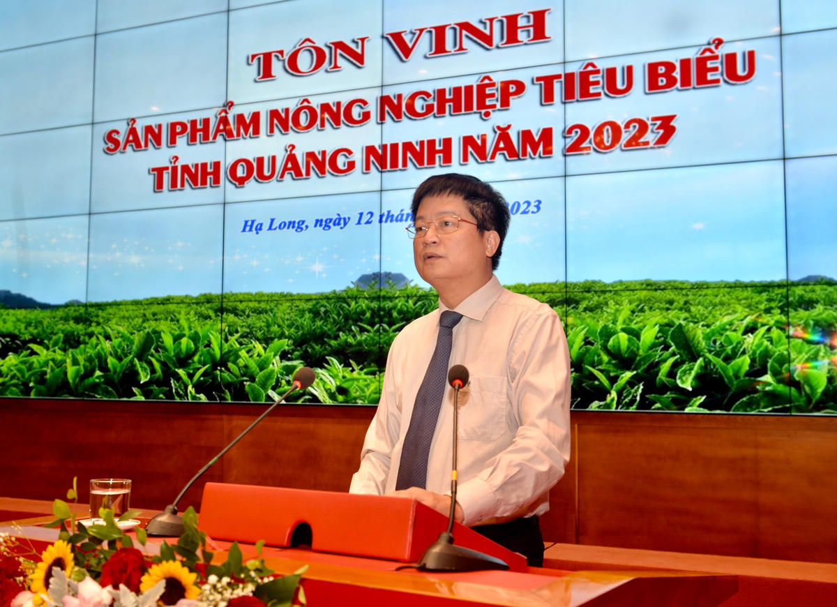 Chủ tịch Hội Nông dân tỉnh Quảng Ninh Đỗ Ngọc Nam phát biểu tại buổi lễ.