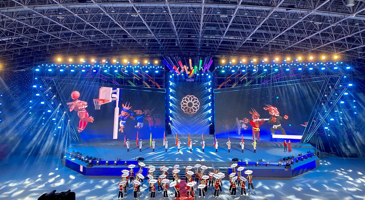 Lễ bế mạc SEA Games 31 diễn ra trong không khí thân thương, nồng ấm. 