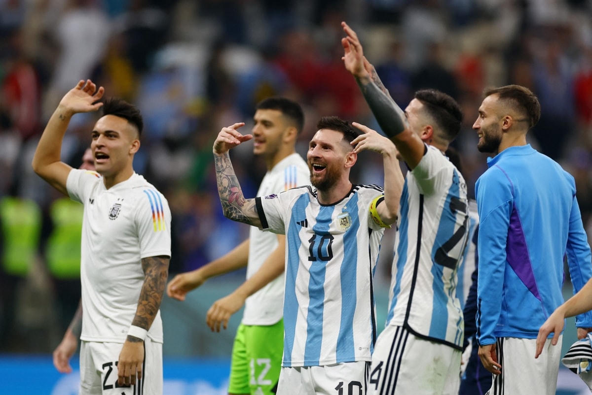 Argentina càng đá càng hay và đang có khi thế hừng hực. (Ảnh: Reuters).