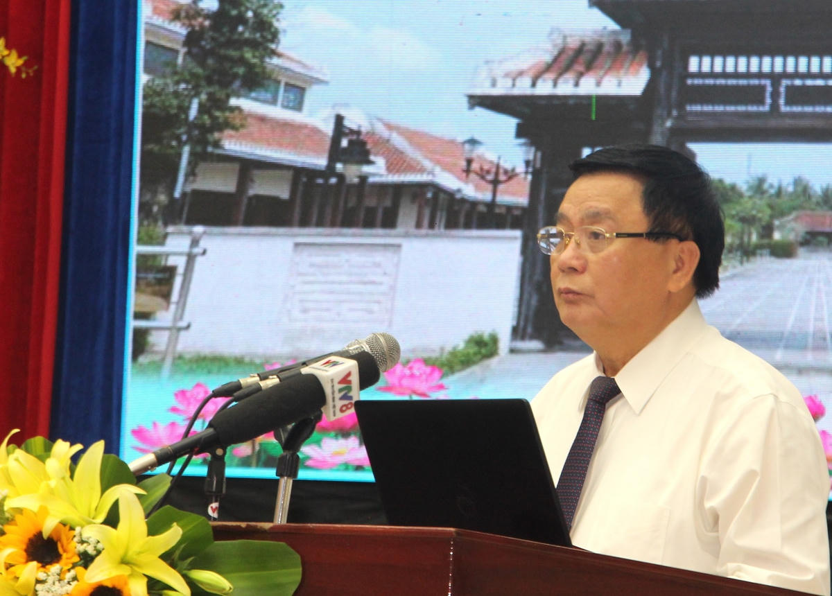 Ông Nguyễn Xuân Thắng, Giám đốc Học viện Chính trị Quốc gia Hồ Chí Minh phát biểu khai mạc Hội thảo.