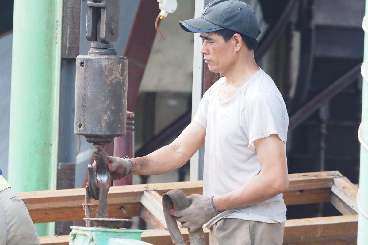Trước đó, vào năm 2015, TP Hà Nội chỉ đạo quận Tây Hồ rà soát, yêu cầu các đơn vị có phương tiện thủy nội địa cũ nát không sử dụng di chuyển khỏi khu vực Hồ Tây.