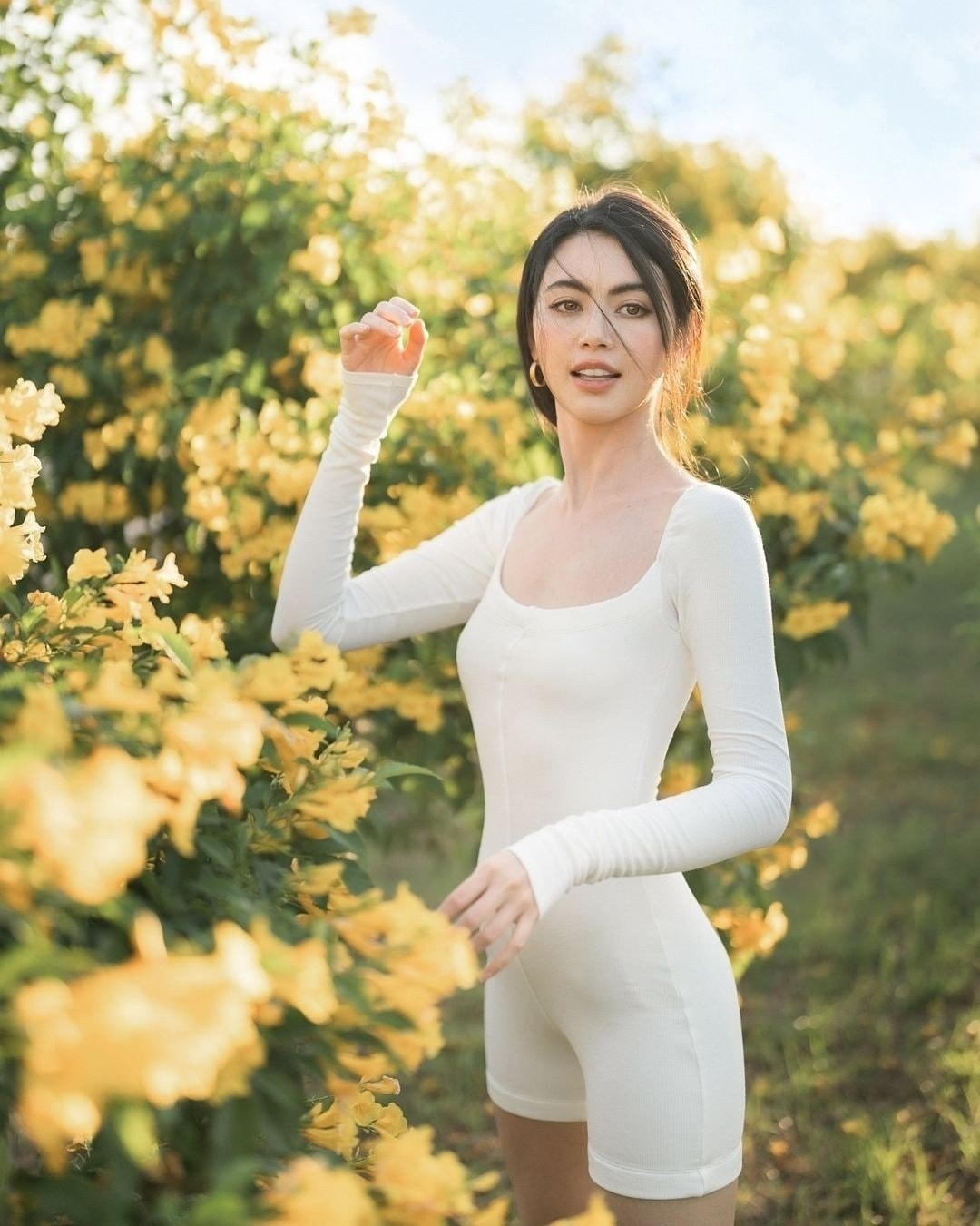 Mỹ nhân xứ sở chùa Vàng sở hữu vóc dáng "vạn người mê". 