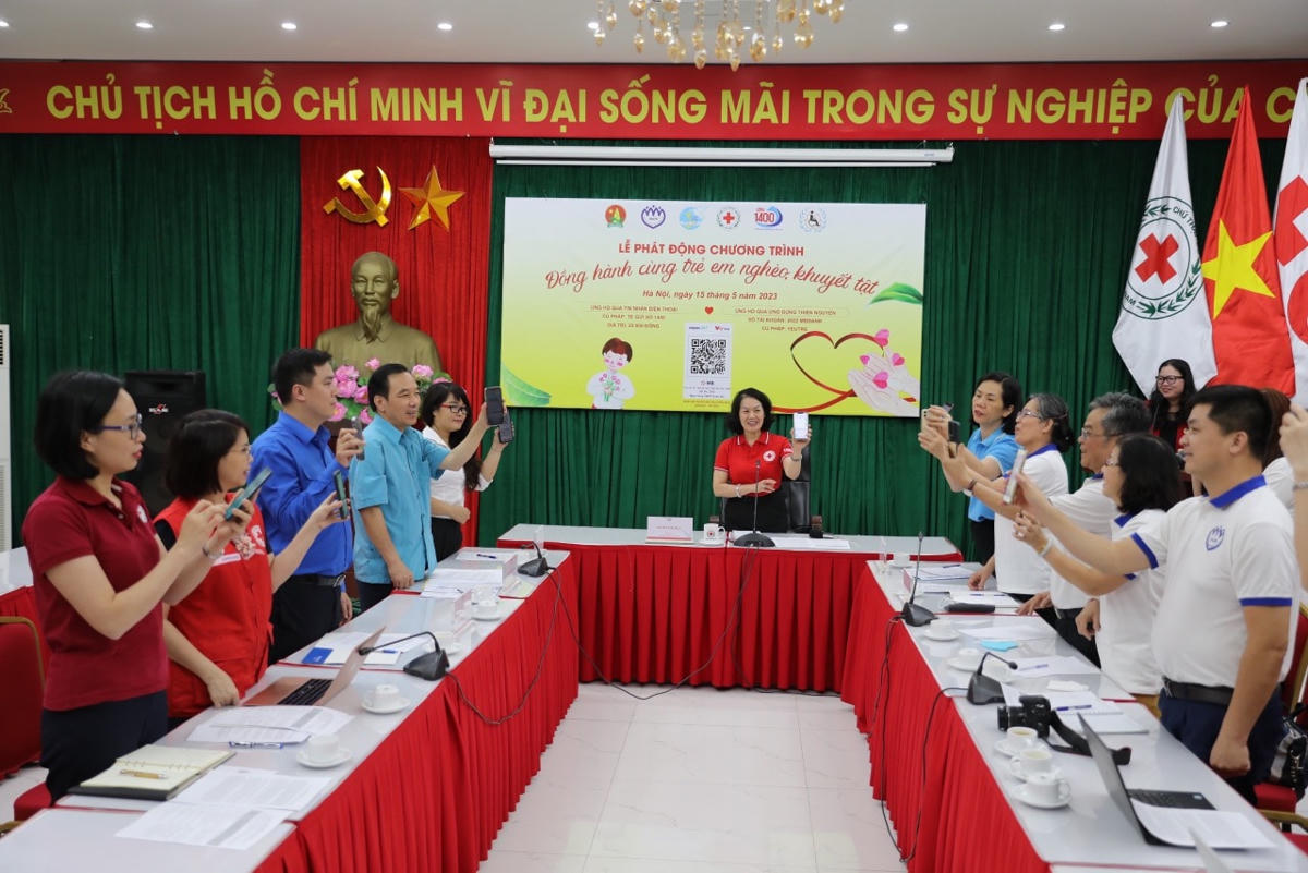 Phát động chiến dịch quyên góp gây quỹ “Đồng hành cùng trẻ em nghèo, khuyết tật".