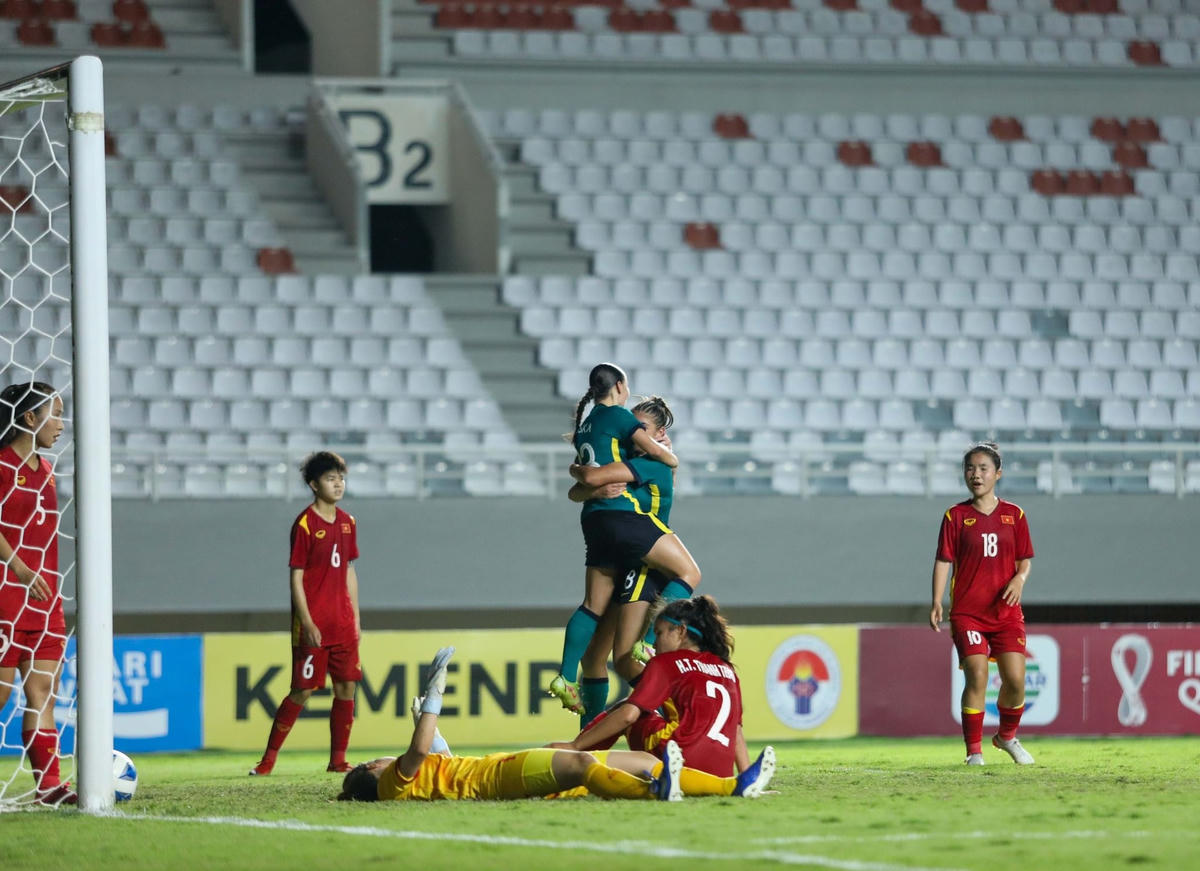 Australia đánh bại đoàn quân của HLV Akira để vô địch U18 nữ Đông Nam Á (Ảnh: VFF).