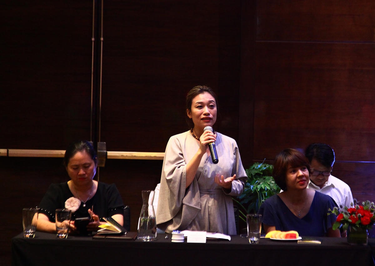 Tổng đạo diễn của chương trình NSƯT Trần Ly Ly