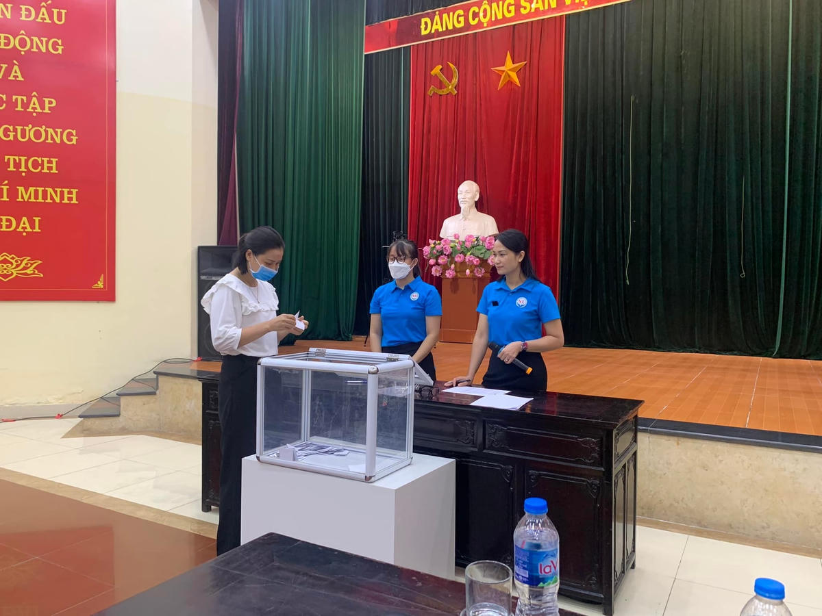 Sở dĩ có việc bốc thăm vào Trường Mầm non Hoàng Liệt là do số lượng hồ sơ nộp vào trường năm học này tăng đột biến.