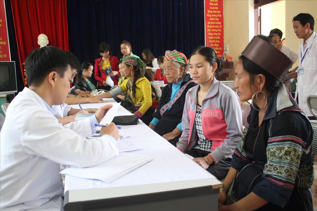 Việc tuyên truyền nâng cao nhận thức cho đồng bào các dân tộc thiểu số có vai trò quan trọng trong việc phòng, chống tảo hôn và hôn nhân cận huyết thống.