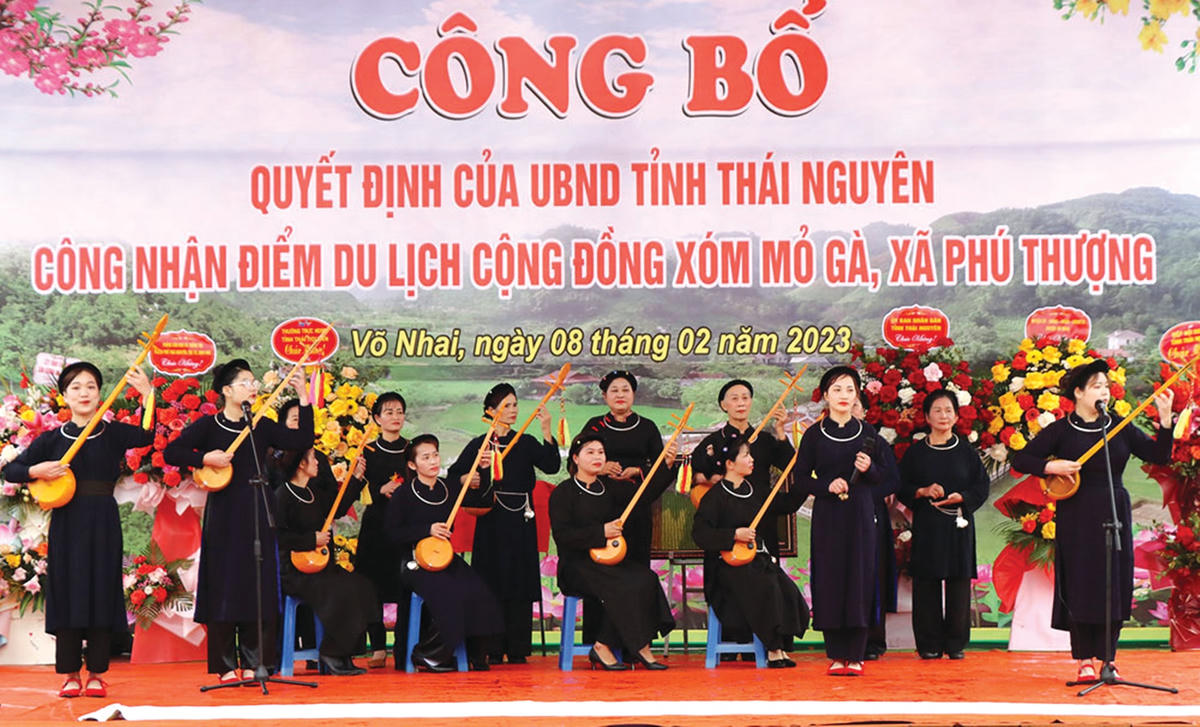 Xã Phú Thượng (huyện Võ Nhai) tích cực gìn giữ hát then với phát triển du lịch.  