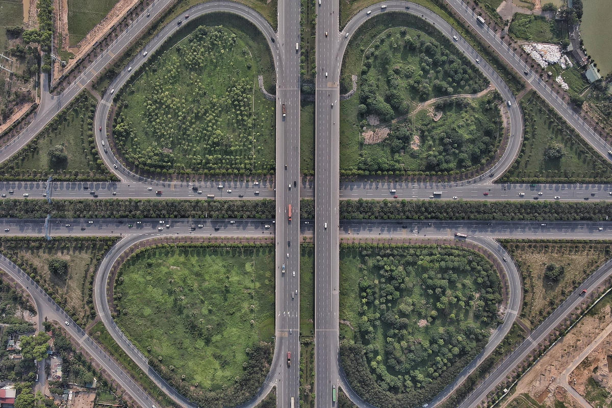  Ngay sau khi hoàn thành, Đại lộ Võ Nguyên Giáp giúp làm giảm thời gian đi từ Nội Bài về trung tâm Hà Nội chỉ còn 30 phút.