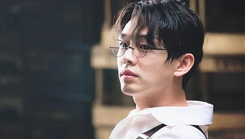 Cảnh sát khám nhà tài tử Yoo Ah In sau bê bối sử dụng 4 loại chất cấm.